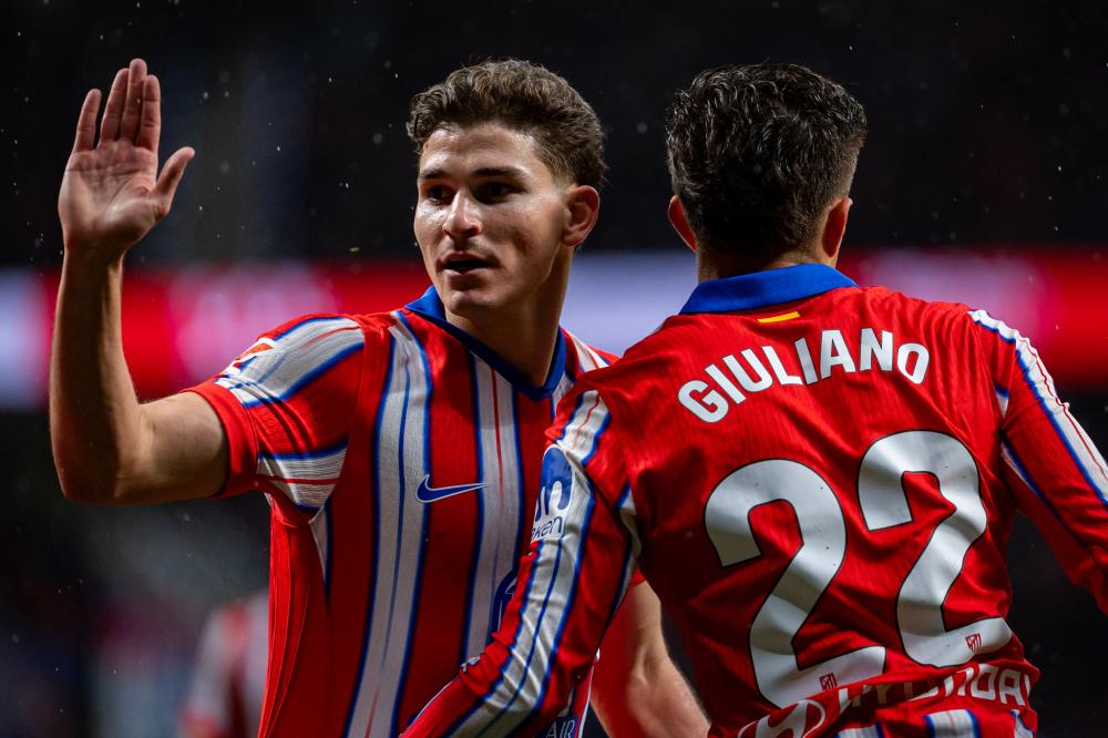 拉齊奧門將普羅維德爾絕地反擊！補時階段頭球破門助拉齊奧1-1絕平馬競！.